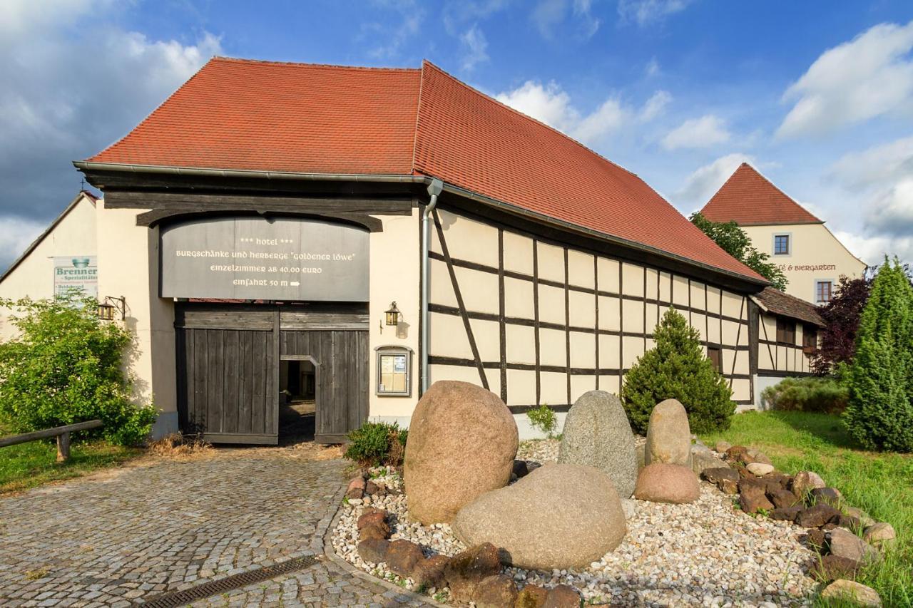 Burgschaenke & Herberge Goldener Loewe บาด ดูเบน ภายนอก รูปภาพ